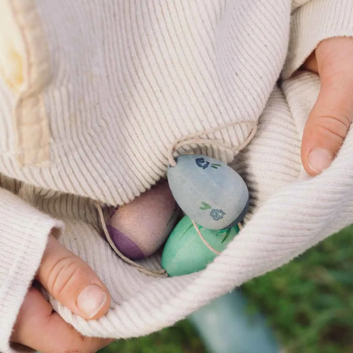 Grapat Easter Ornaments