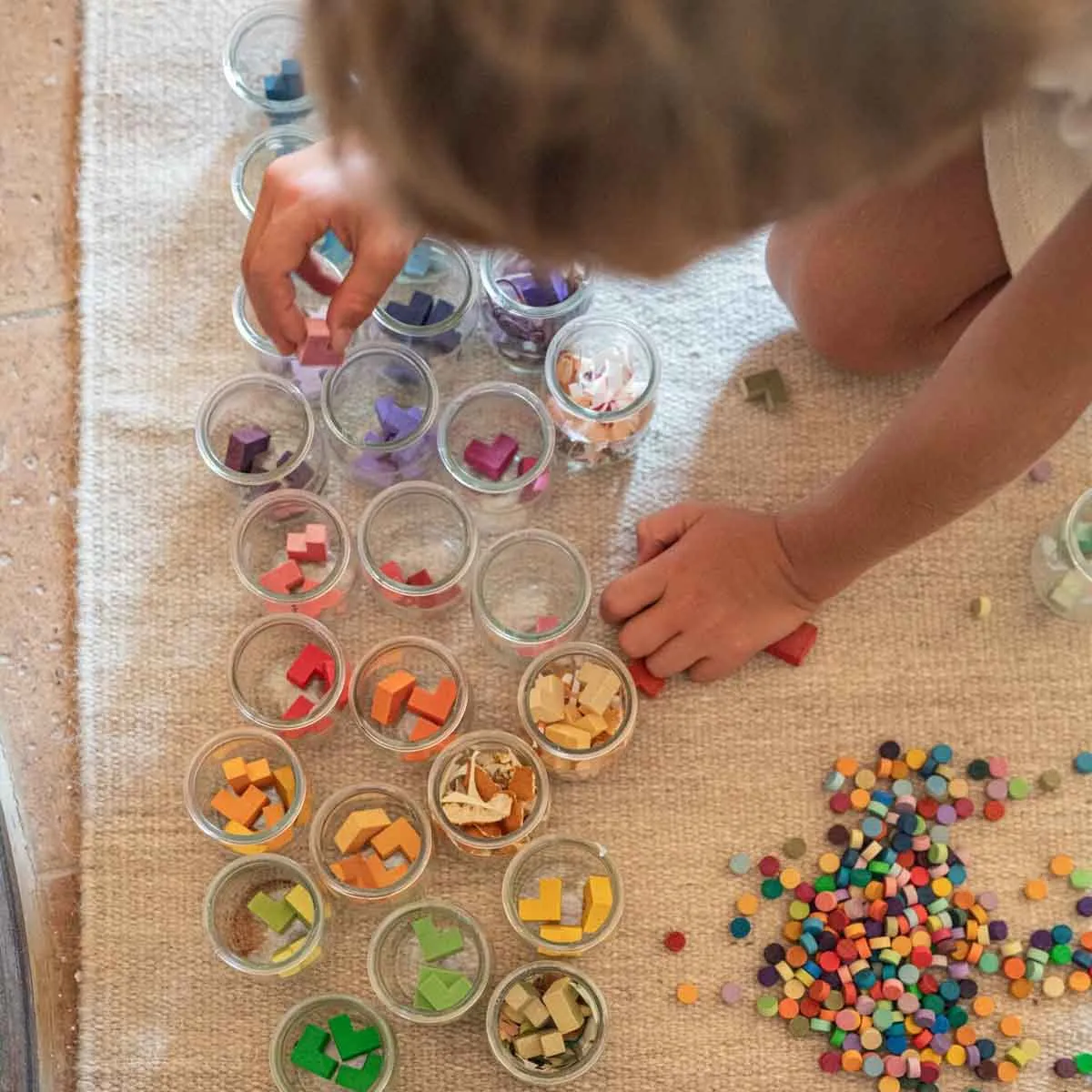 Grapat Mis, Match and Bloom Color Sorting Game