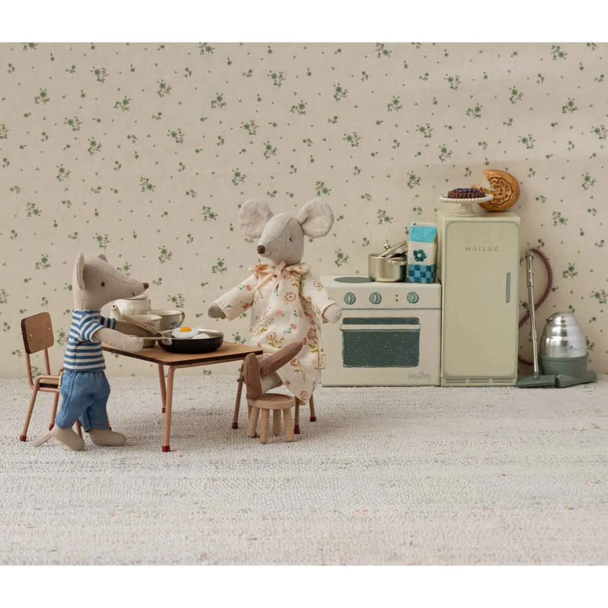 Maileg Cooking Set, Mouse size