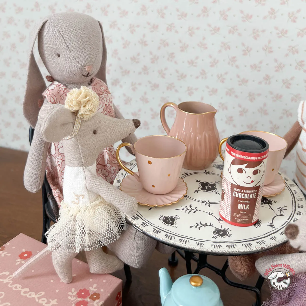 Maileg Little Sister Ballerina Mouse, Off White