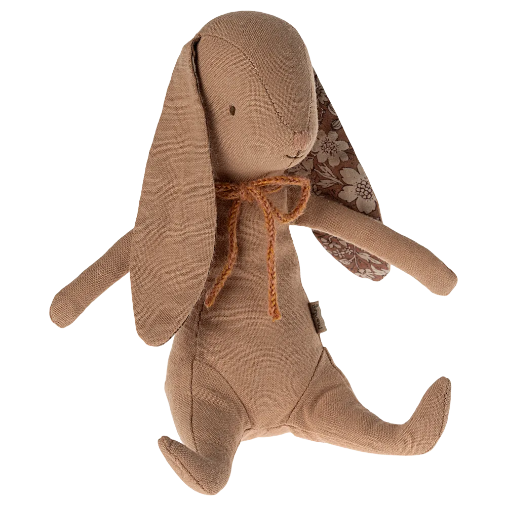 Maileg Sitting Bunny with Magnetic Hands