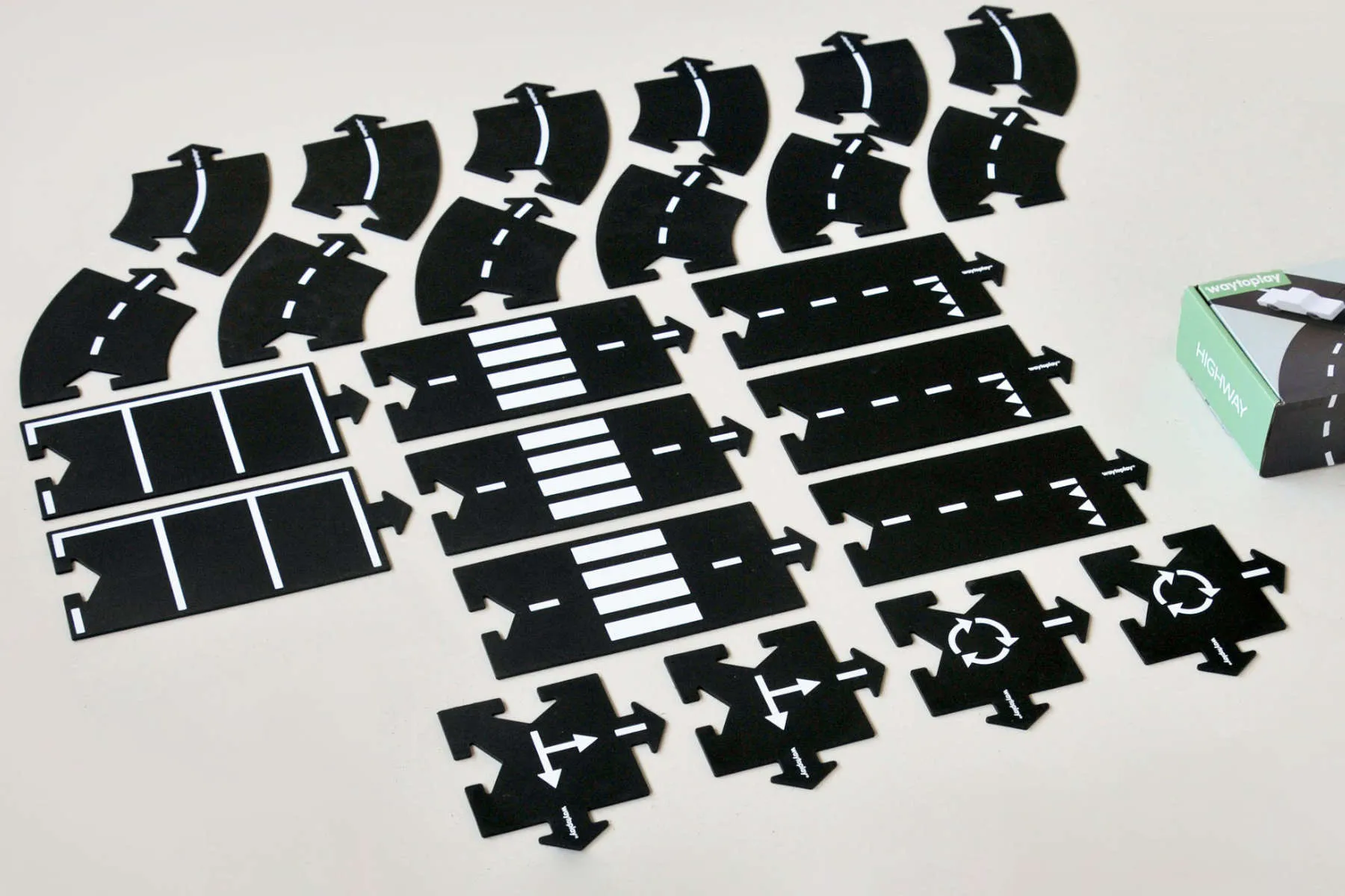 Waytoplay Flexible Toy Road, Highway (24pcs)