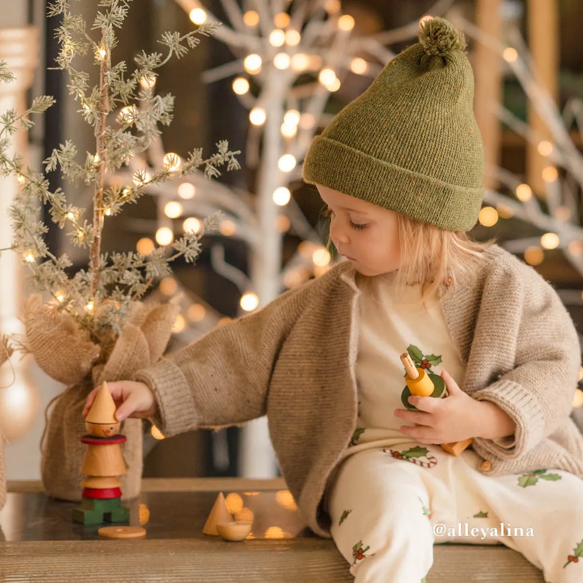 Wooden Story Stacking Stick Figurine
